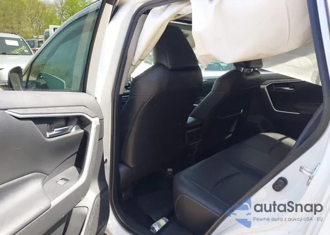 2019 Toyota Rav4 Xle Premium z USA, uszkodzony, nr VIN 2T3A1RFV8KW063483